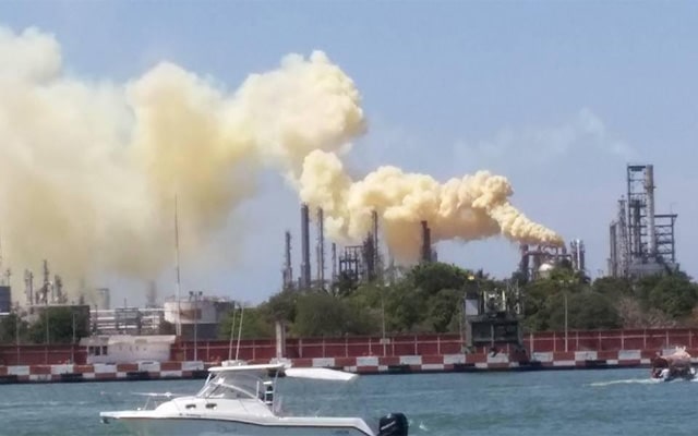 refineria-madero (1)